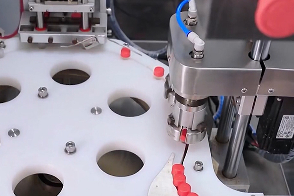 全自动灌装机出产线价值影响成分及选购指南