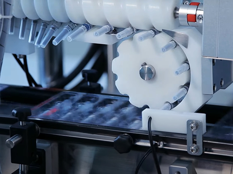 可能与个别汗腺散布密度较低或对辣椒素反映较弱有关